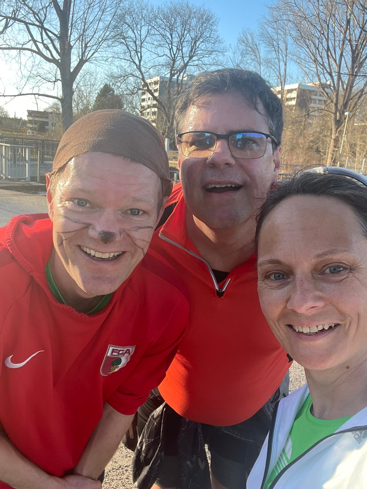 Unser Karatekas Andi K., Andi V. & Carina U. beim Faschingsdienstag-Lauf